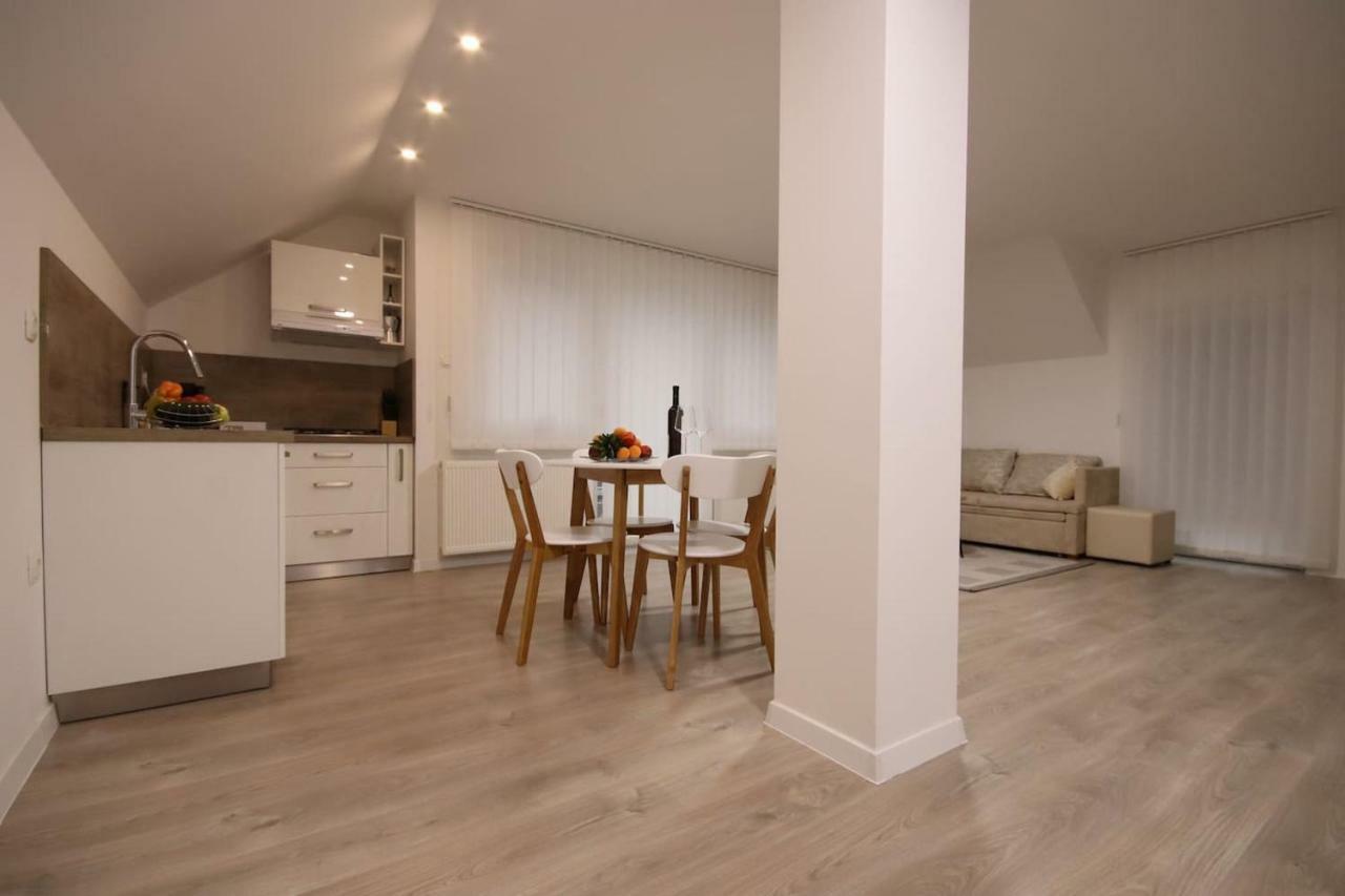 אוטוצאץ Apartman F&F מראה חיצוני תמונה