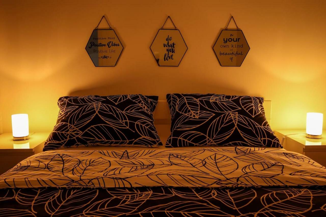 אוטוצאץ Apartman F&F מראה חיצוני תמונה